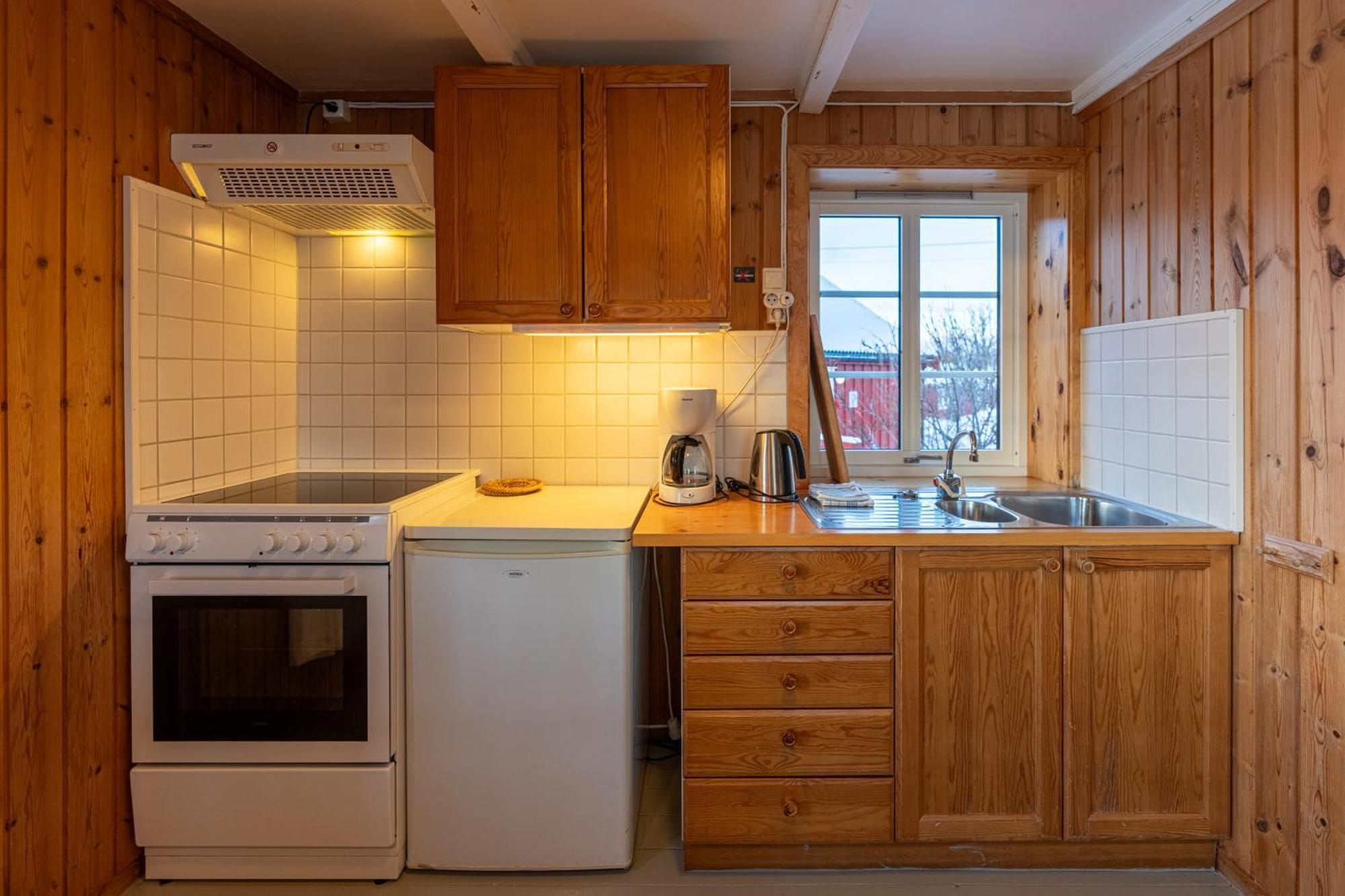 Henningsvaer Rorbuer 호텔 외부 사진