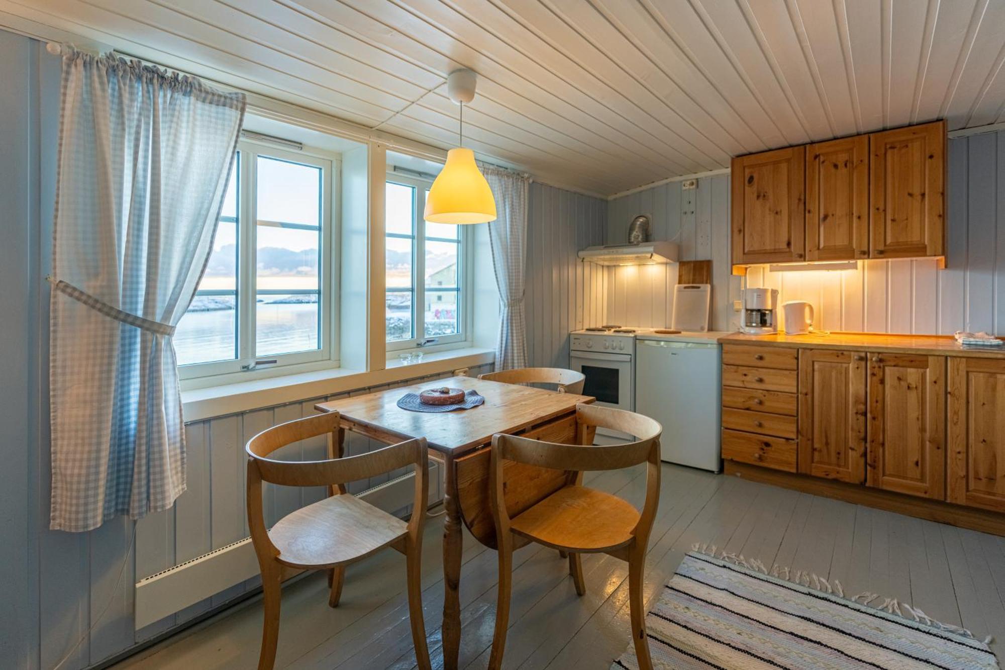 Henningsvaer Rorbuer 호텔 외부 사진