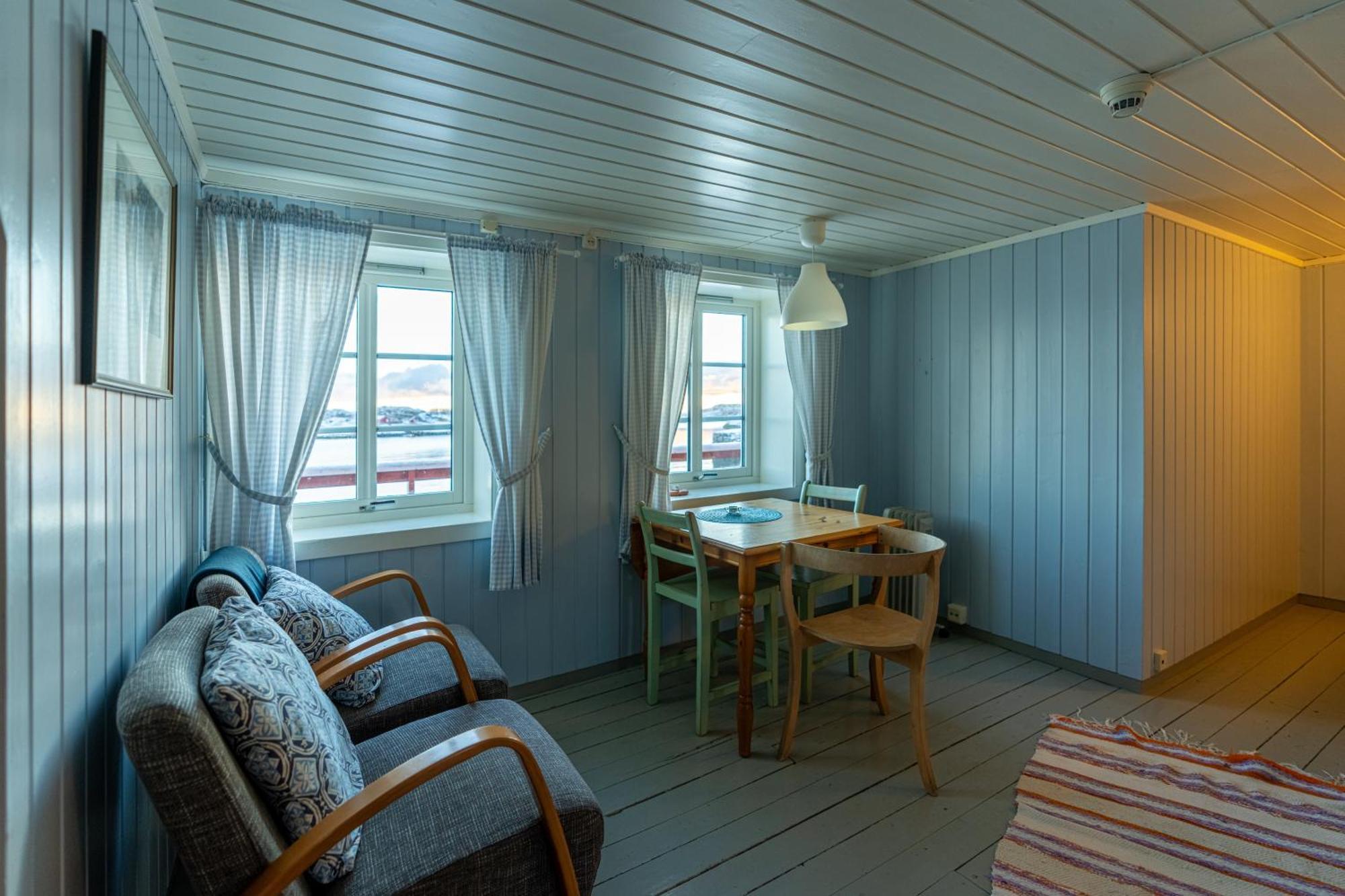 Henningsvaer Rorbuer 호텔 외부 사진